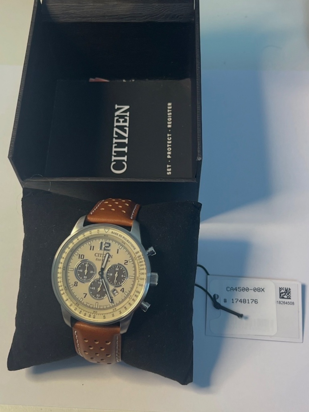 New Citizen Weekender CA4500-08X Eco-Drive Solar Men's Chronograph Watch 44mm - Picture 2 of 4